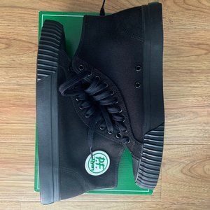 PF Flyer's Black Men's Size 11 NEW